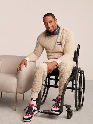 Tommy Hilfiger Adaptive Tommy Badge Fleece Joggers Nadrág Férfi Bézs | TH137AFX