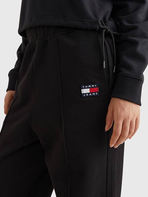 Tommy Hilfiger Badge Relaxed Fit Cuffed Joggers Nadrág Női Fekete | TH213LKT