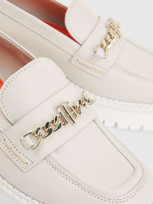 Tommy Hilfiger Bőr Chain Vaskos Loafer Cipő Női Bézs | TH930HVY