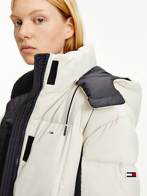 Tommy Hilfiger Contrast Panel Long Down Coat Kabát Női Bézs | TH726THI