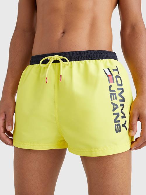 Tommy Hilfiger Contrast Pocket Rövid Length Shorts Fürdőruha Férfi Sárga | TH409BTI