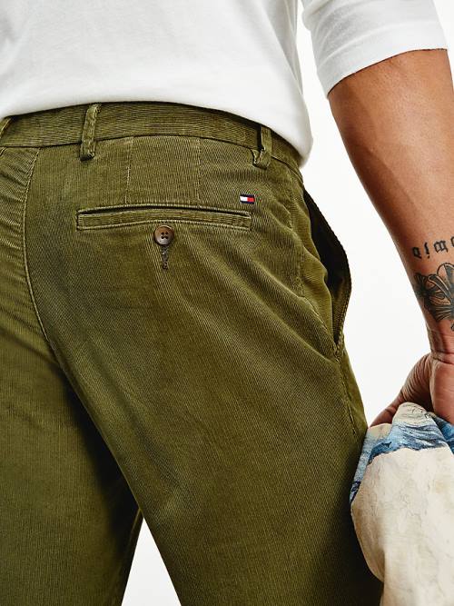 Tommy Hilfiger Denton Straight Corduroy Chinos Nadrág Férfi Barna | TH261DRF