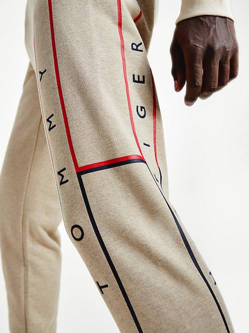 Tommy Hilfiger Exclusive Flag Logo Cuffed Joggers Nadrág Férfi Bézs | TH012VBK