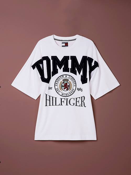 Tommy Hilfiger Festive Logo Crest Póló Férfi Fehér | TH790TMX