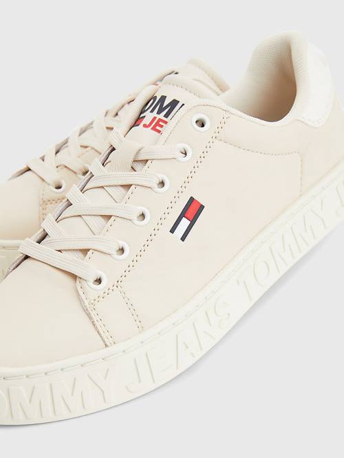 Tommy Hilfiger Logo Bőr Cupsole Tornacipő Női Bézs | TH194QFD