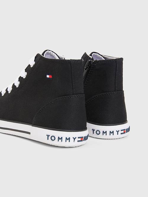 Tommy Hilfiger Logo High-Top Csipke-Up Tornacipő Fiú Fekete | TH160FXW