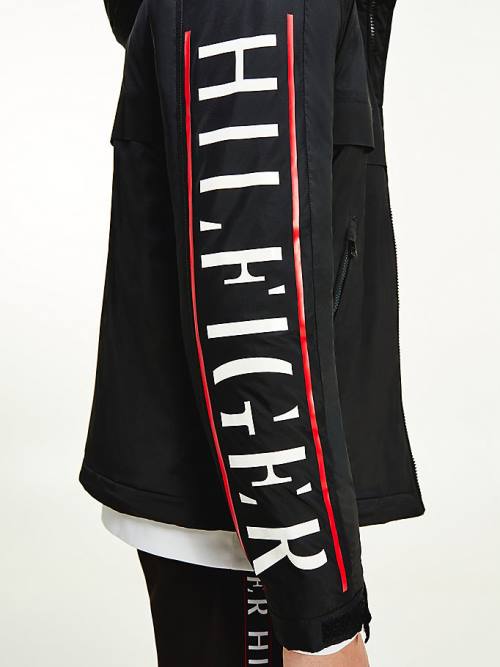 Tommy Hilfiger Logo Sleeve Removable Hood Kabát Férfi Fekete | TH260SQF