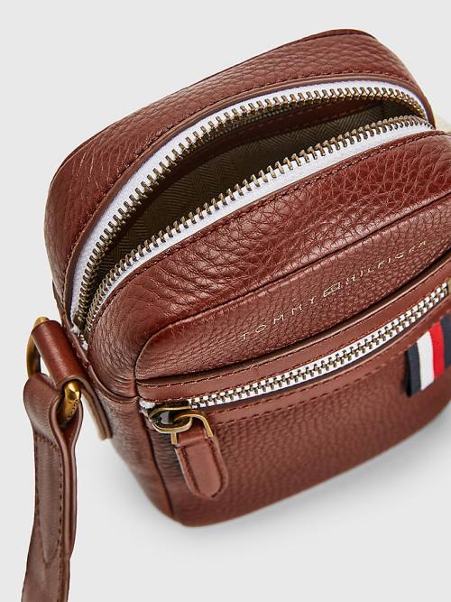 Tommy Hilfiger Premium Bőr Small Crossover Táska Férfi Barna | TH172ULD