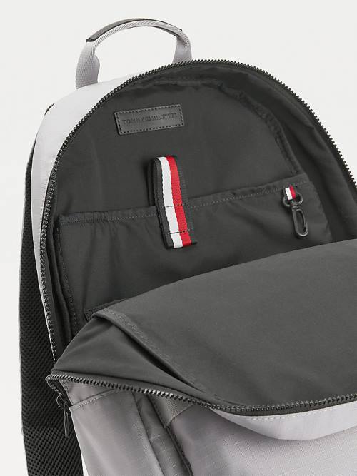 Tommy Hilfiger TH Established Recycled Polyester Backpack Táska Férfi Szürke | TH805VCO