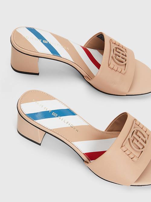 Tommy Hilfiger TH Monogram Block Heel Bőr Mules Szandál Női Bézs | TH831ENR