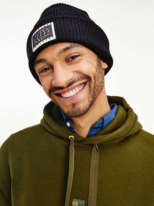 Tommy Hilfiger TH Tech Knitted Badge Beanie Kalap Férfi Kék | TH457GOV