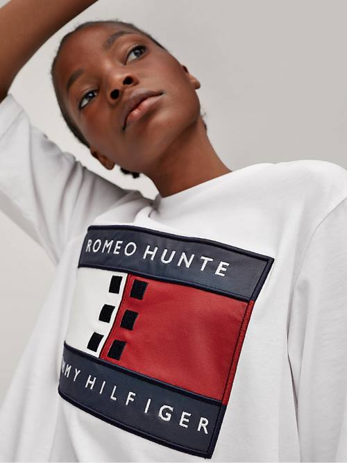 Tommy Hilfiger TOMMYXROMEO Dual-Gender Póló Női Fehér | TH601WNM