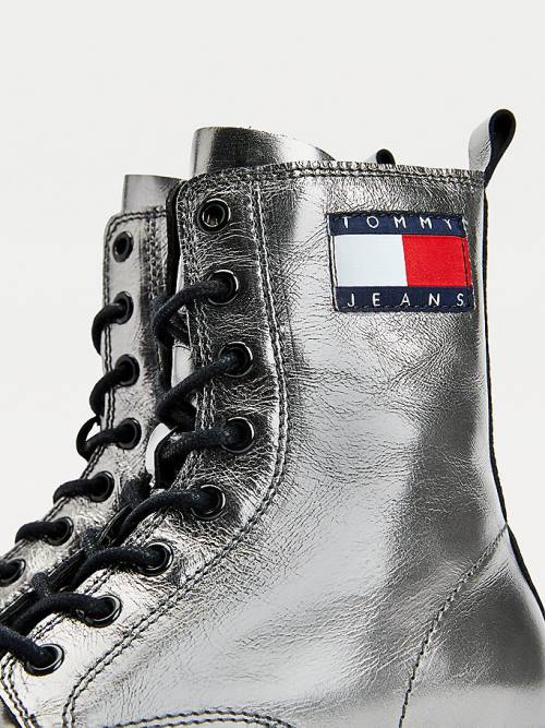 Tommy Hilfiger Tommy Badge Metallic Bőr Klipsz Bakancs Női Szürke | TH605LJE