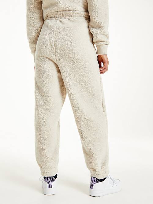 Tommy Hilfiger Tommy Badge Relaxed Fit Fleece Joggers Nadrág Női Bézs | TH641JUD