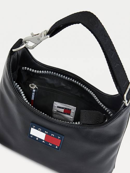 Tommy Hilfiger Tommy Badge Shoulder Táska Női Fekete | TH175IXD